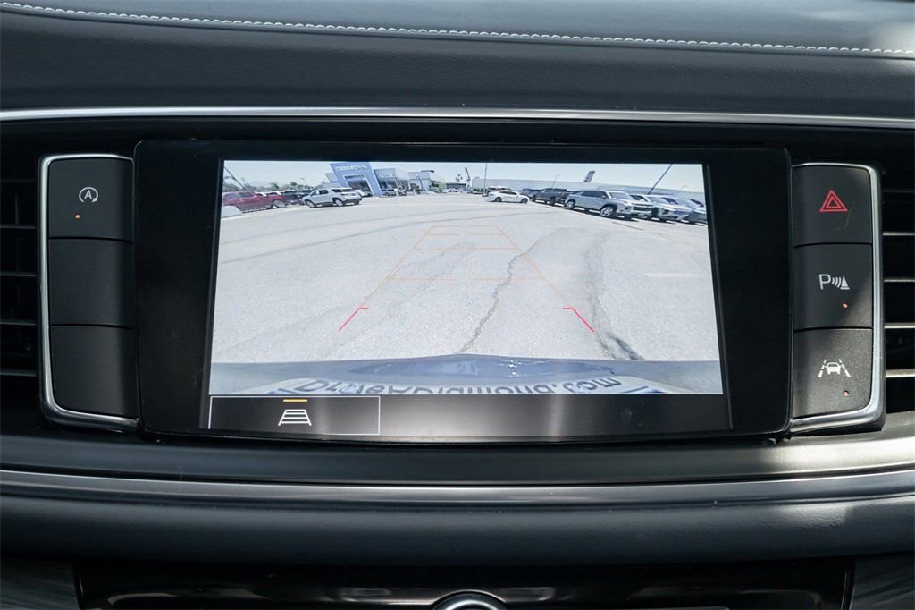 Used 2024 Buick Enclave Essence w/ Sport Touring Edition FWD image 31