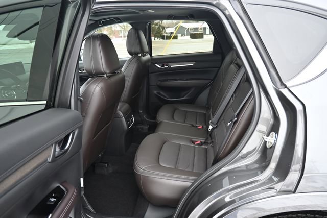 Used 2025 MAZDA CX-5 Signature image 24