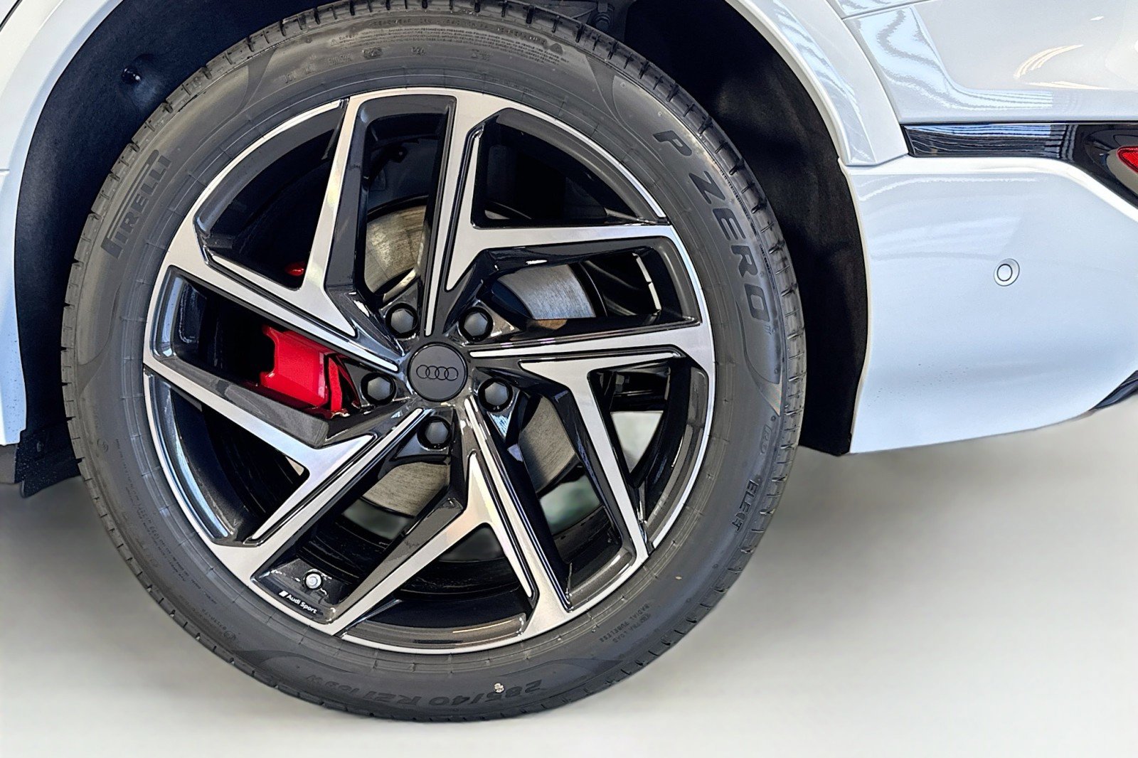 New 2027 Audi SQ6 e-tron Premium Plus AWD/4WD image 28