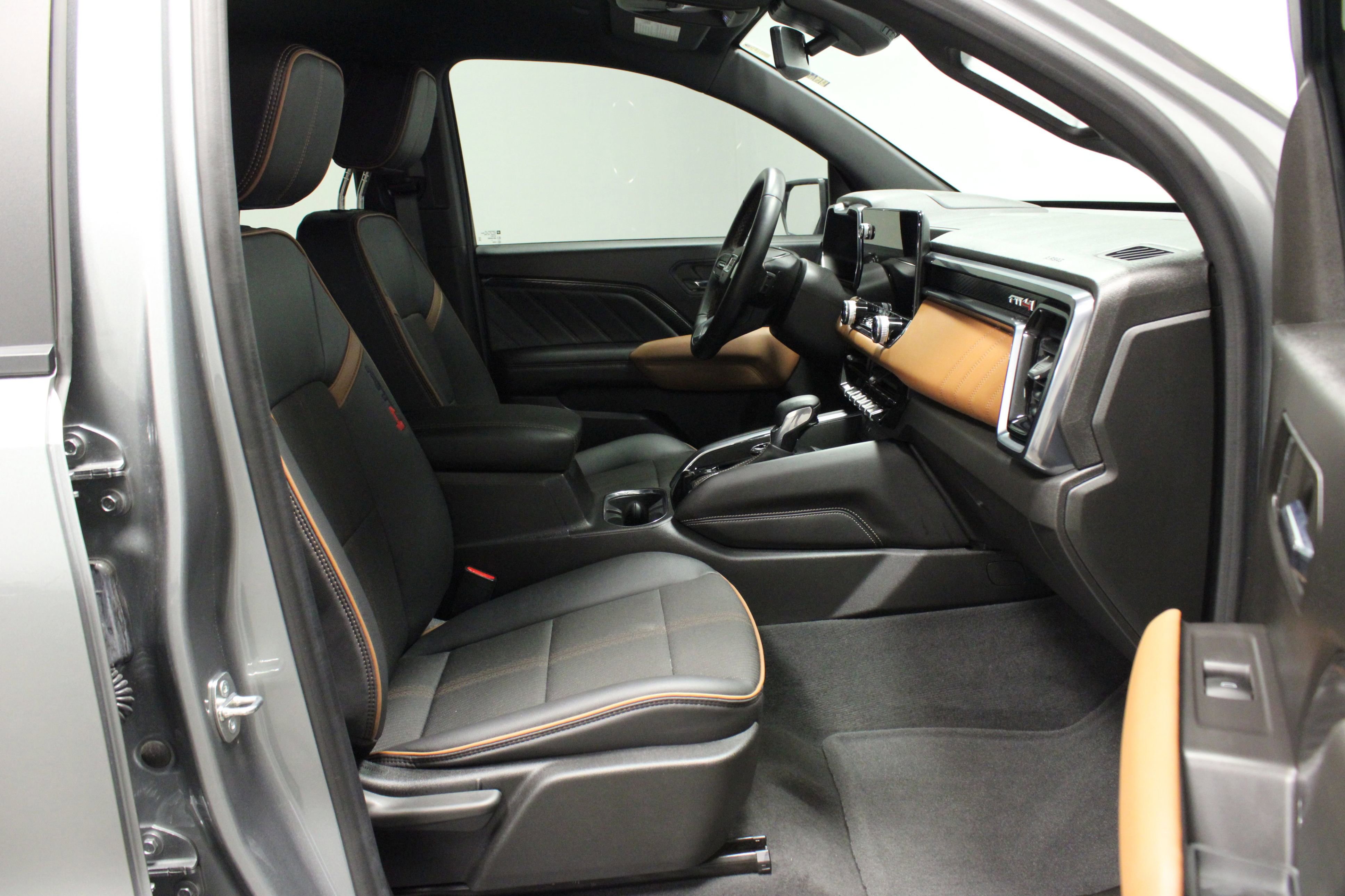 Used 2023 GMC Canyon AT4 w/ LPO, Skid Plate Package image 15