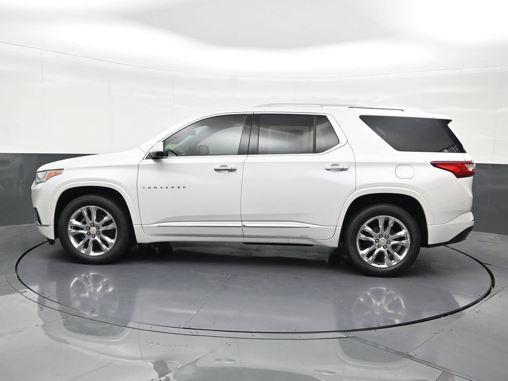 Used 2021 Chevrolet Traverse High Country FWD image 2