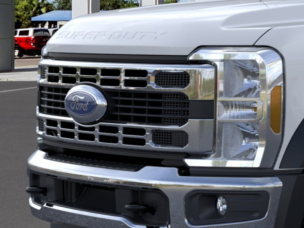 New 2025 Ford F550 4x4 Regular Cab Super Duty image 17