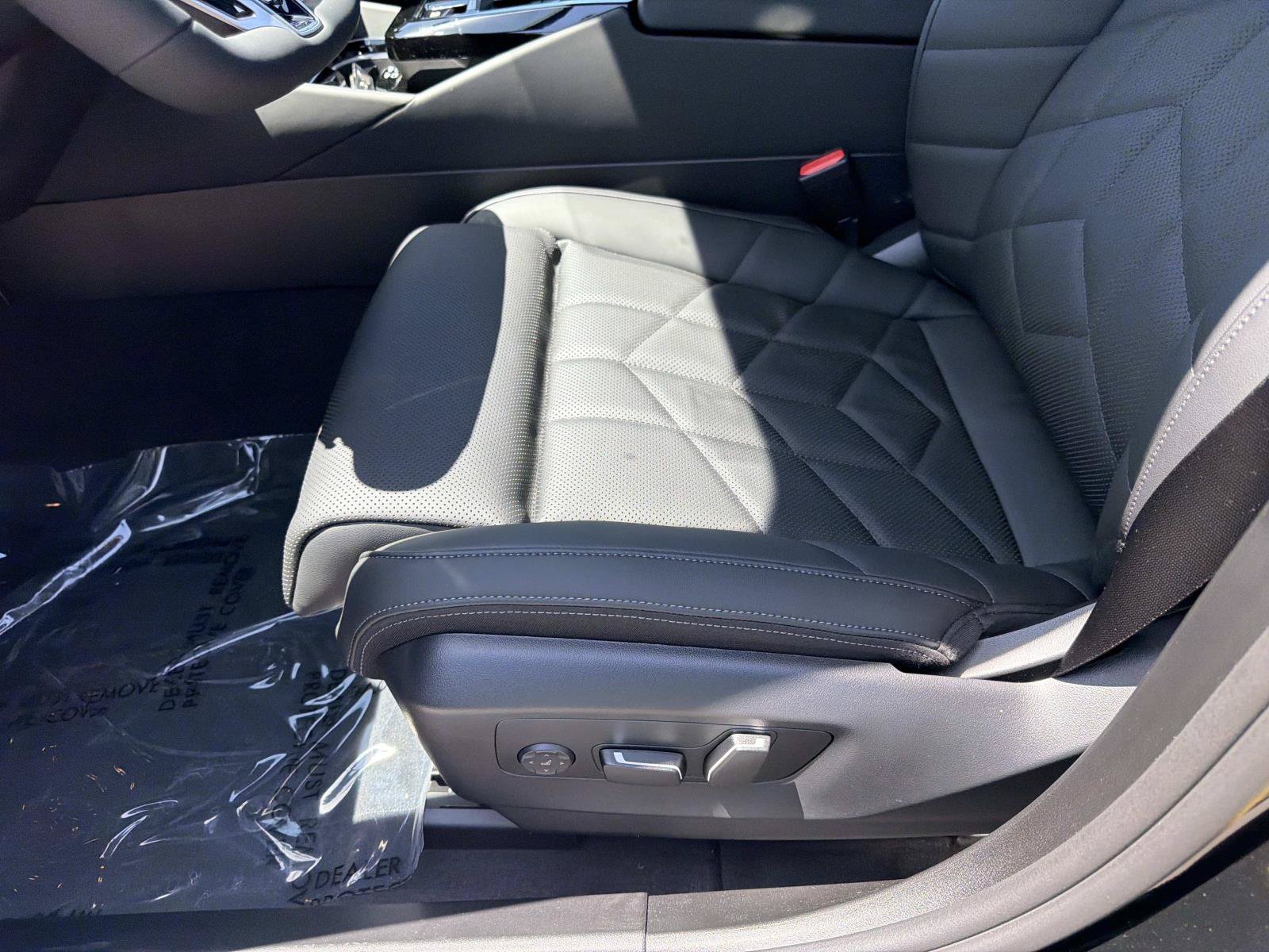 New 2026 BMW i5 M60 w/ Premium Package AWD/4WD image 15