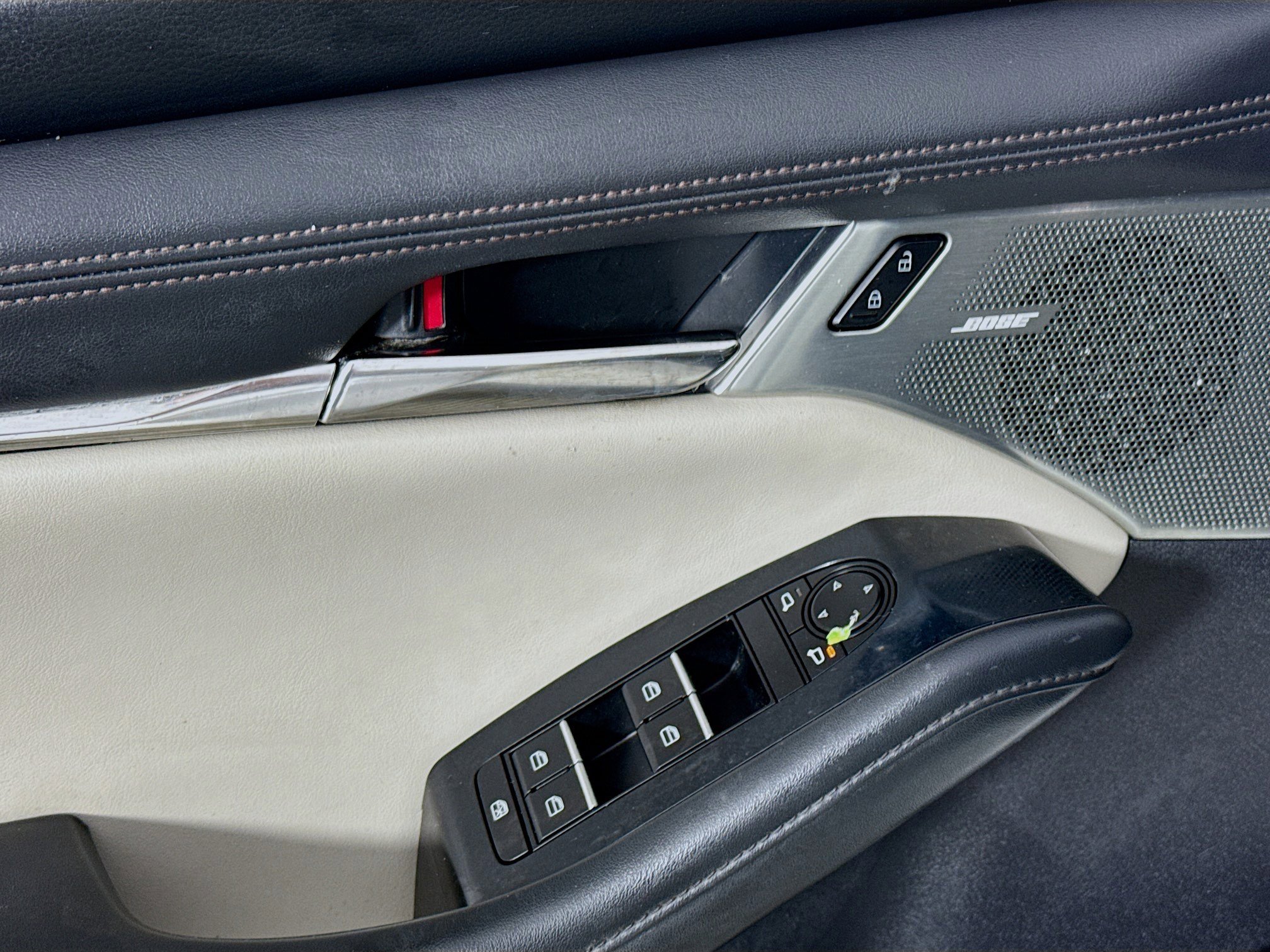 Used 2019 MAZDA MAZDA3 Sedan w/ Preferred Package image 23