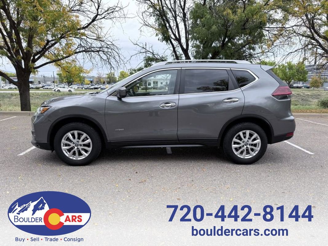 Used 2019 Nissan Rogue SV w/ Premium Package