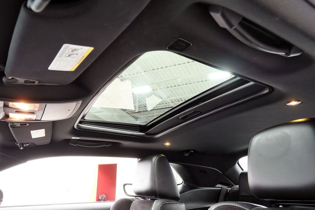 Used 2019 Dodge Challenger SRT Hellcat Redeye image 30