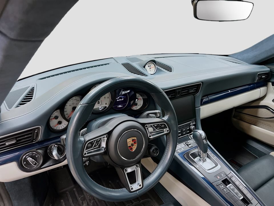 Certified 2019 Porsche 911 Turbo S AWD/4WD image 4