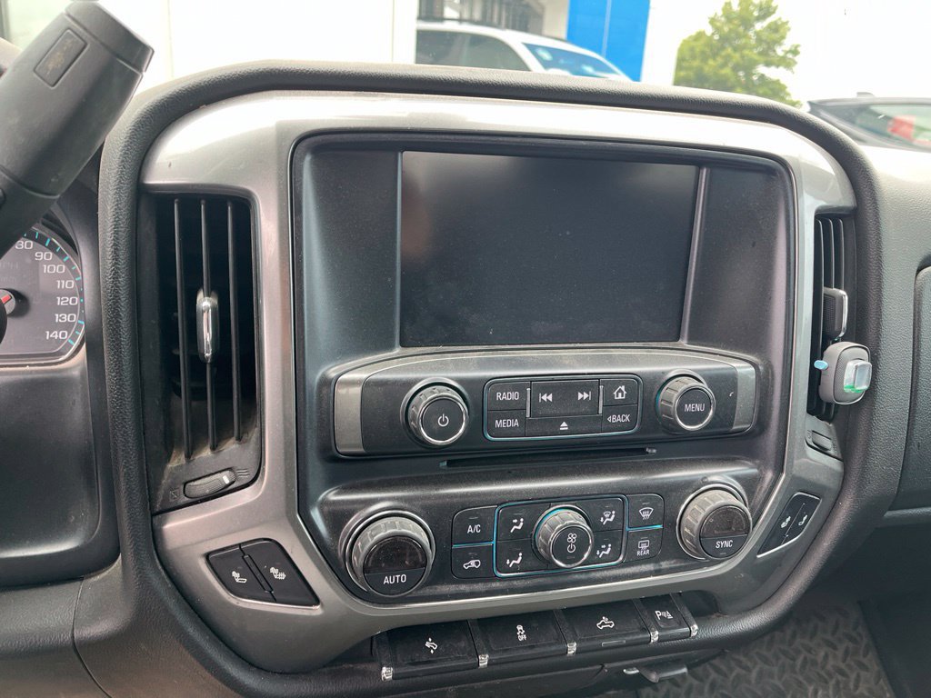 Used 2018 Chevrolet Silverado 1500 LT w/ All Star Edition AWD/4WD image 5
