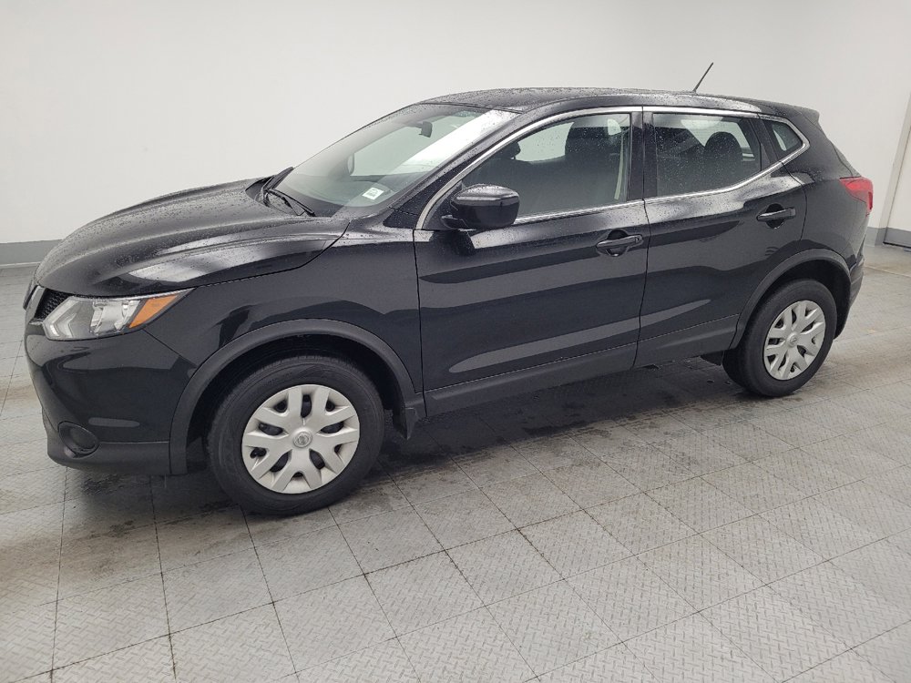 Used 2019 Nissan Rogue Sport S FWD image 2
