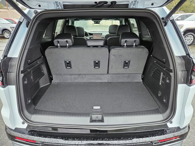 New 2026 GMC Acadia Denali w/ Super Cruise Package image 10