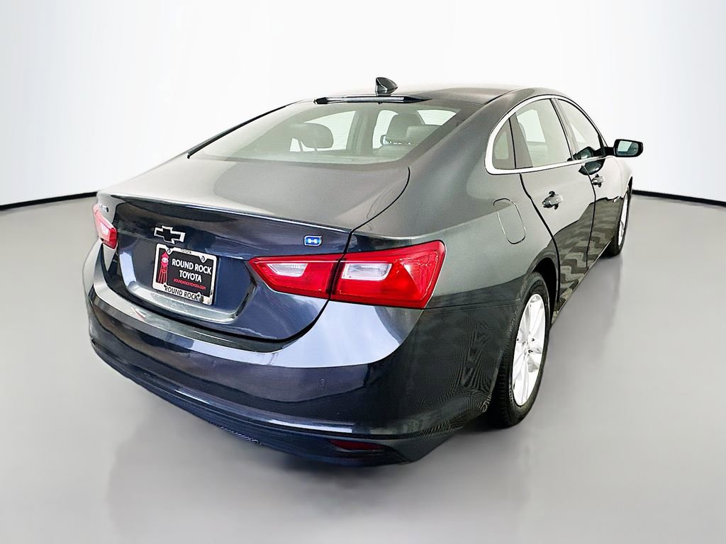 Used 2018 Chevrolet Malibu Hybrid w/ Leather Package image 5