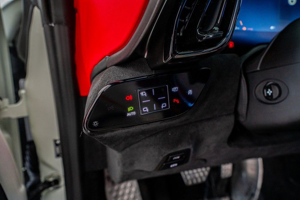 Used 2023 Ferrari Roma image 39