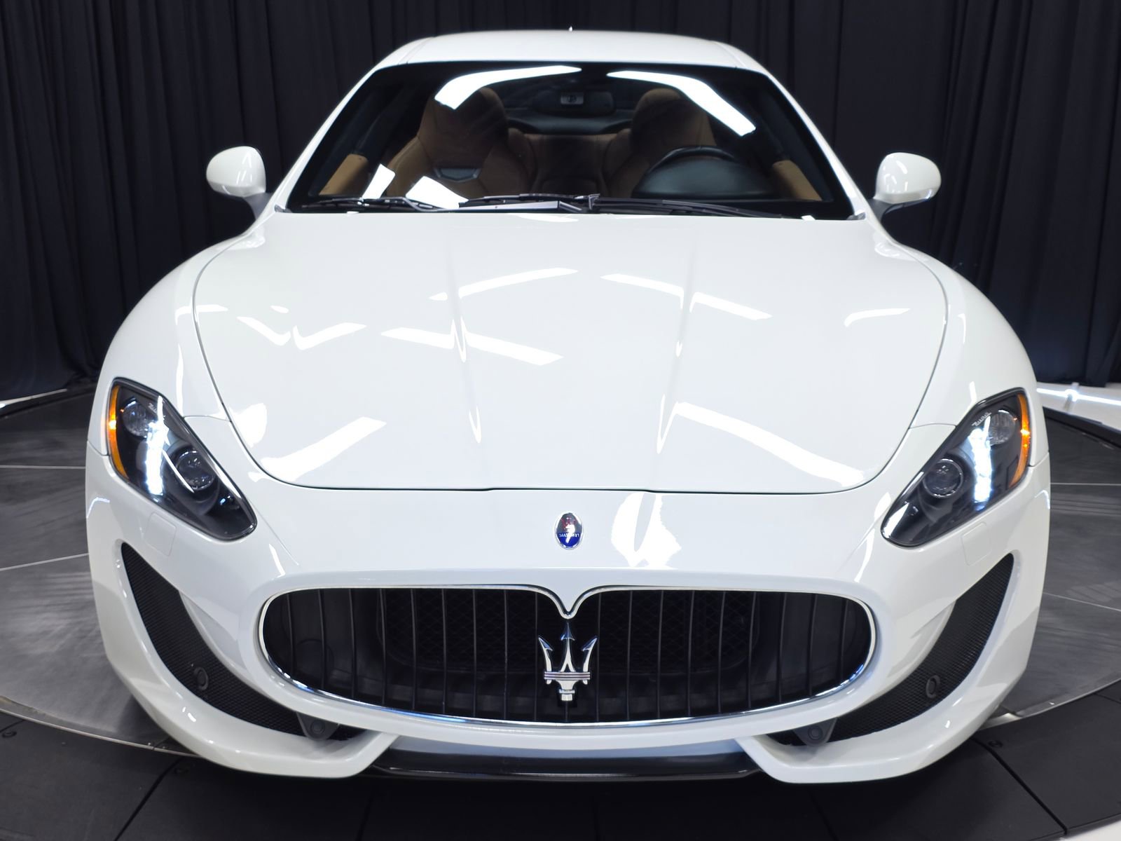 Used 2015 Maserati GranTurismo Sport RWD image 41