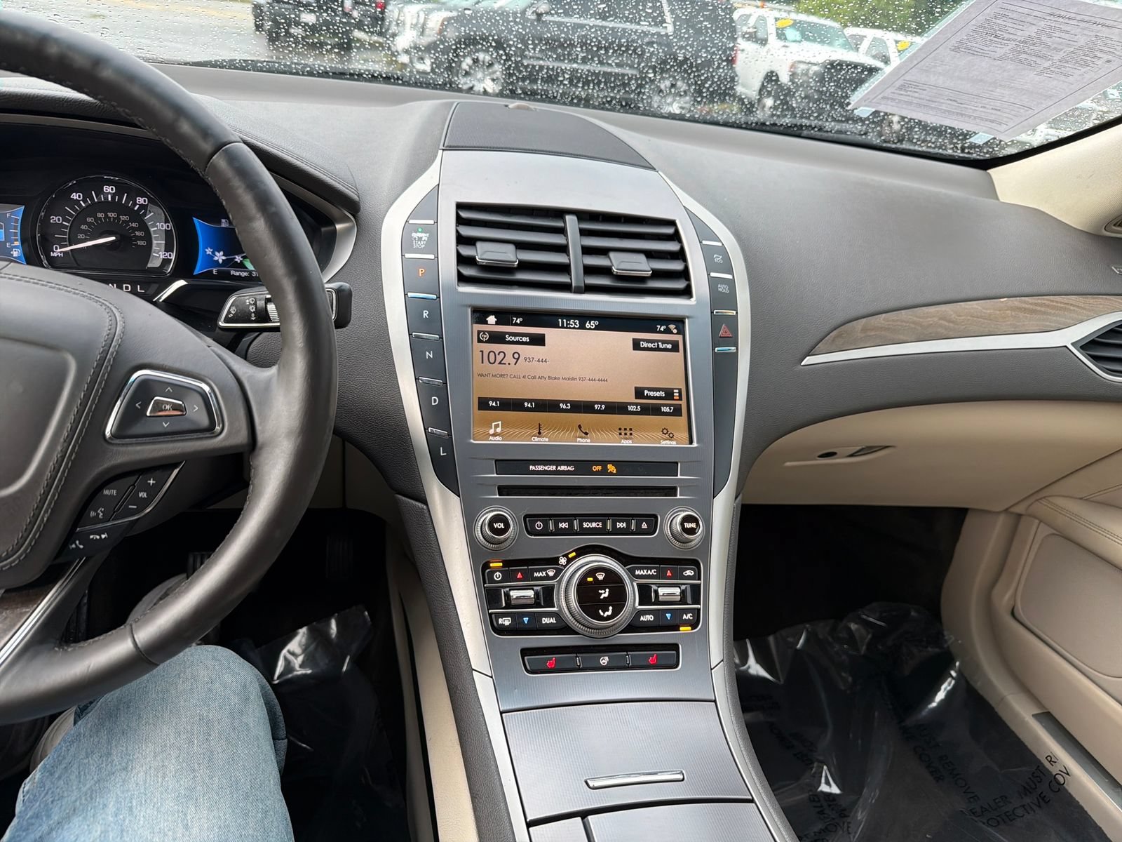 Used 2017 Lincoln MKZ Select w/ Climate Package FWD image 21