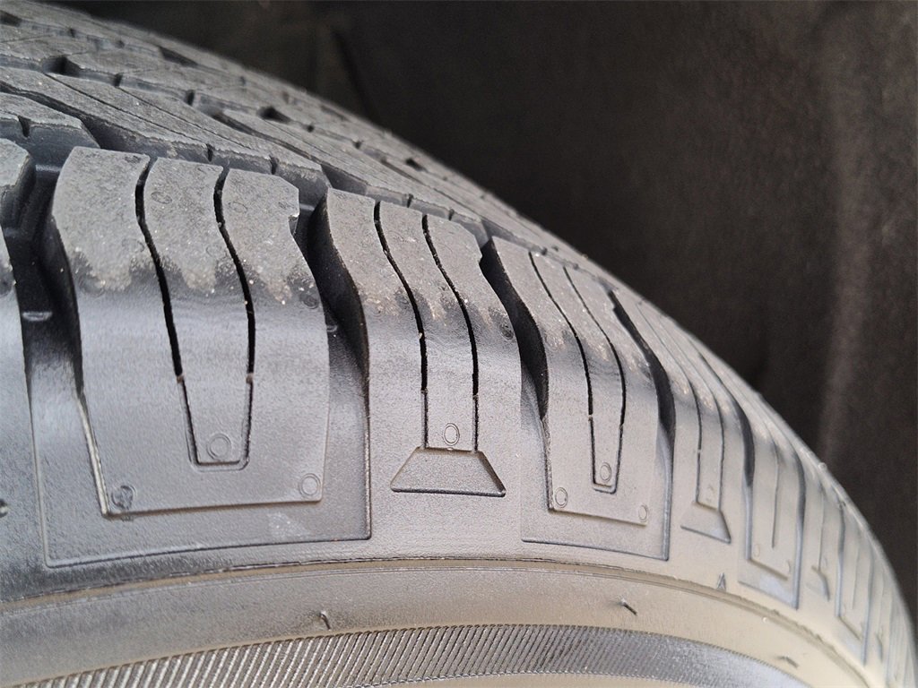 Used 2024 Toyota RAV4 XLE image 19