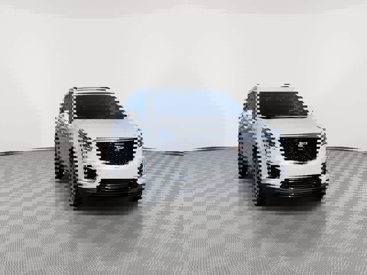 Certified 2023 Cadillac XT5 Sportv w/ LPO, Floor Liner Package image 3