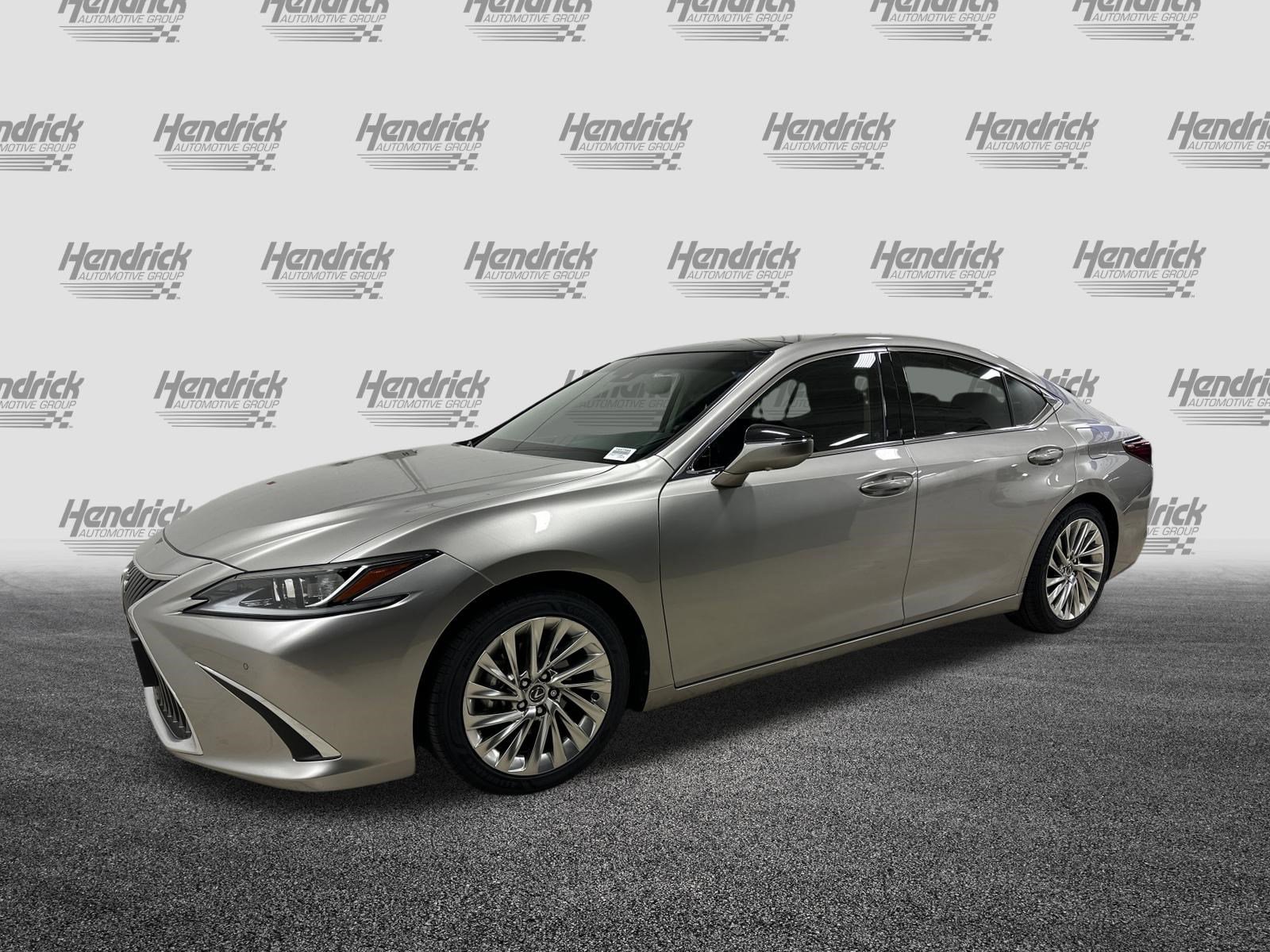 Used 2020 Lexus ES 350 w/ Accessory Package FWD image 5