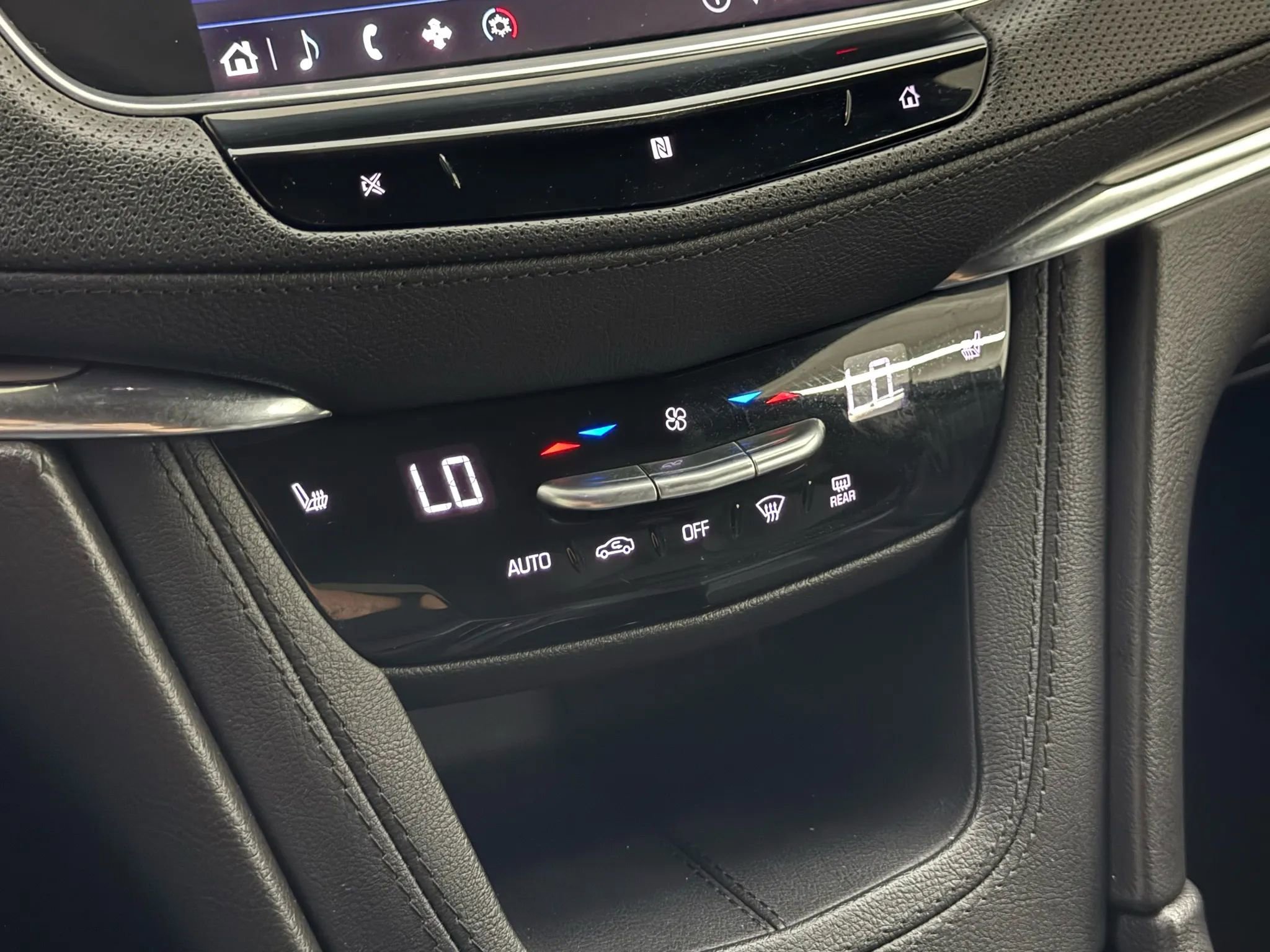 Used 2020 Cadillac XT5 Luxury image 26