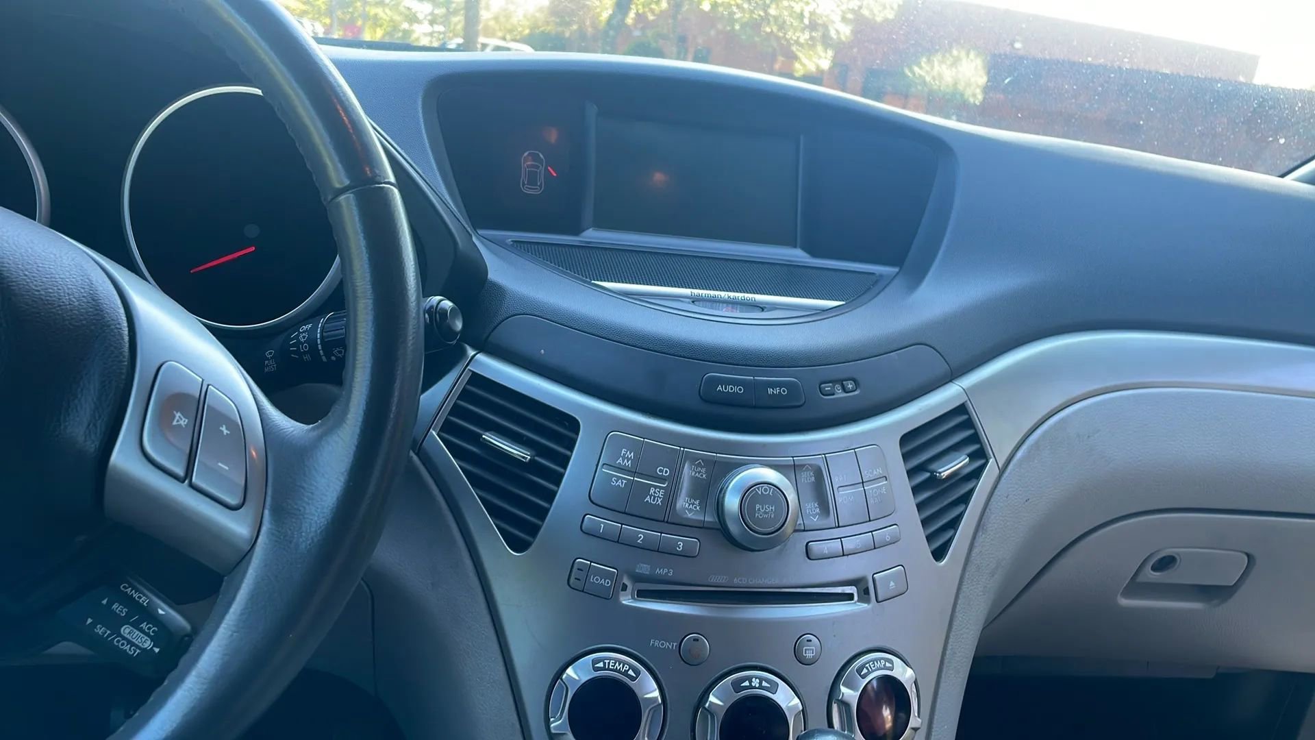 Used 2014 Subaru Tribeca Limited image 16