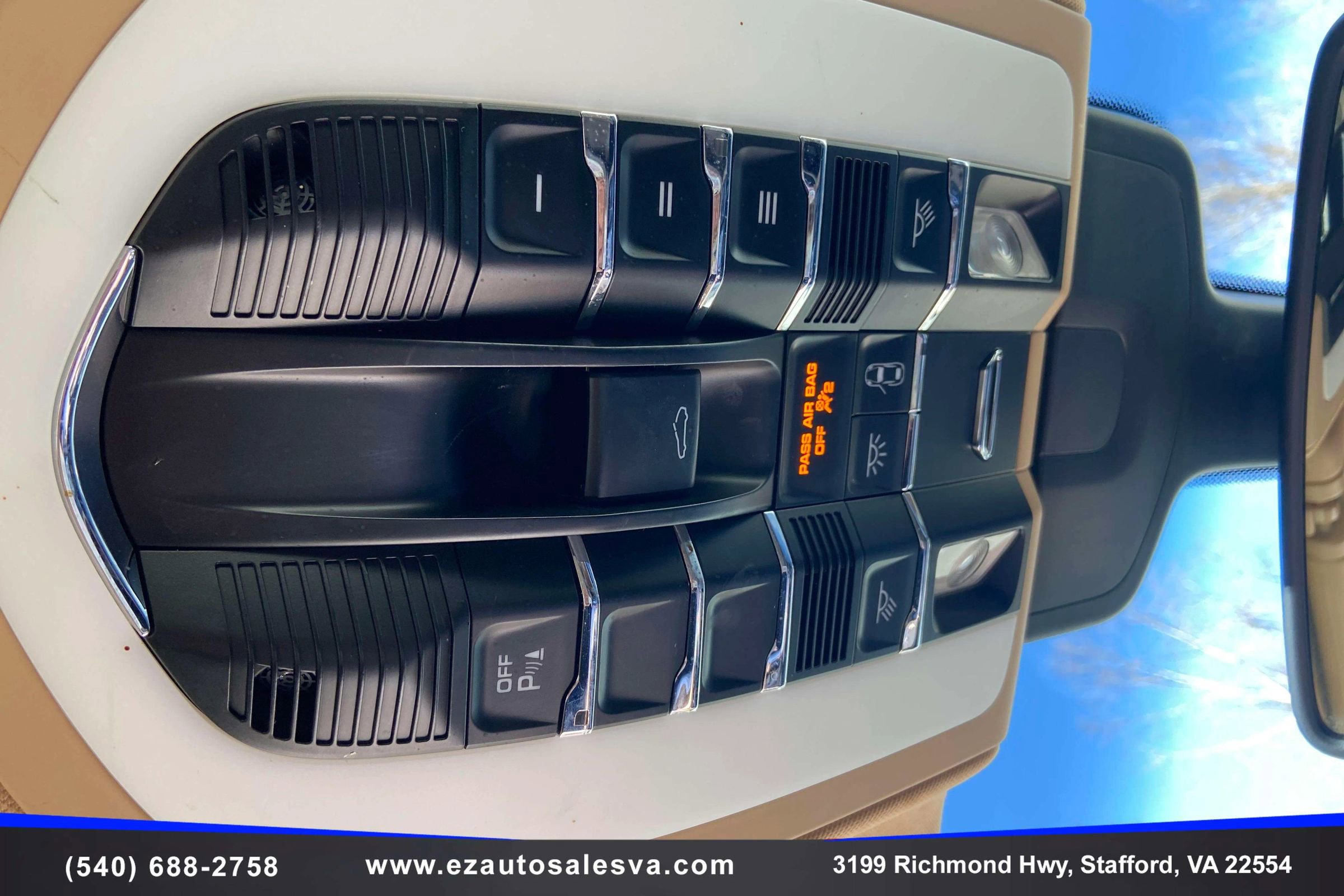 Used 2016 Porsche Panamera Edition w/ Premium Package Plus image 24