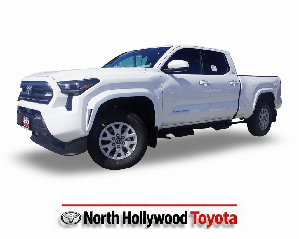 New 2025 Toyota Tacoma SR5