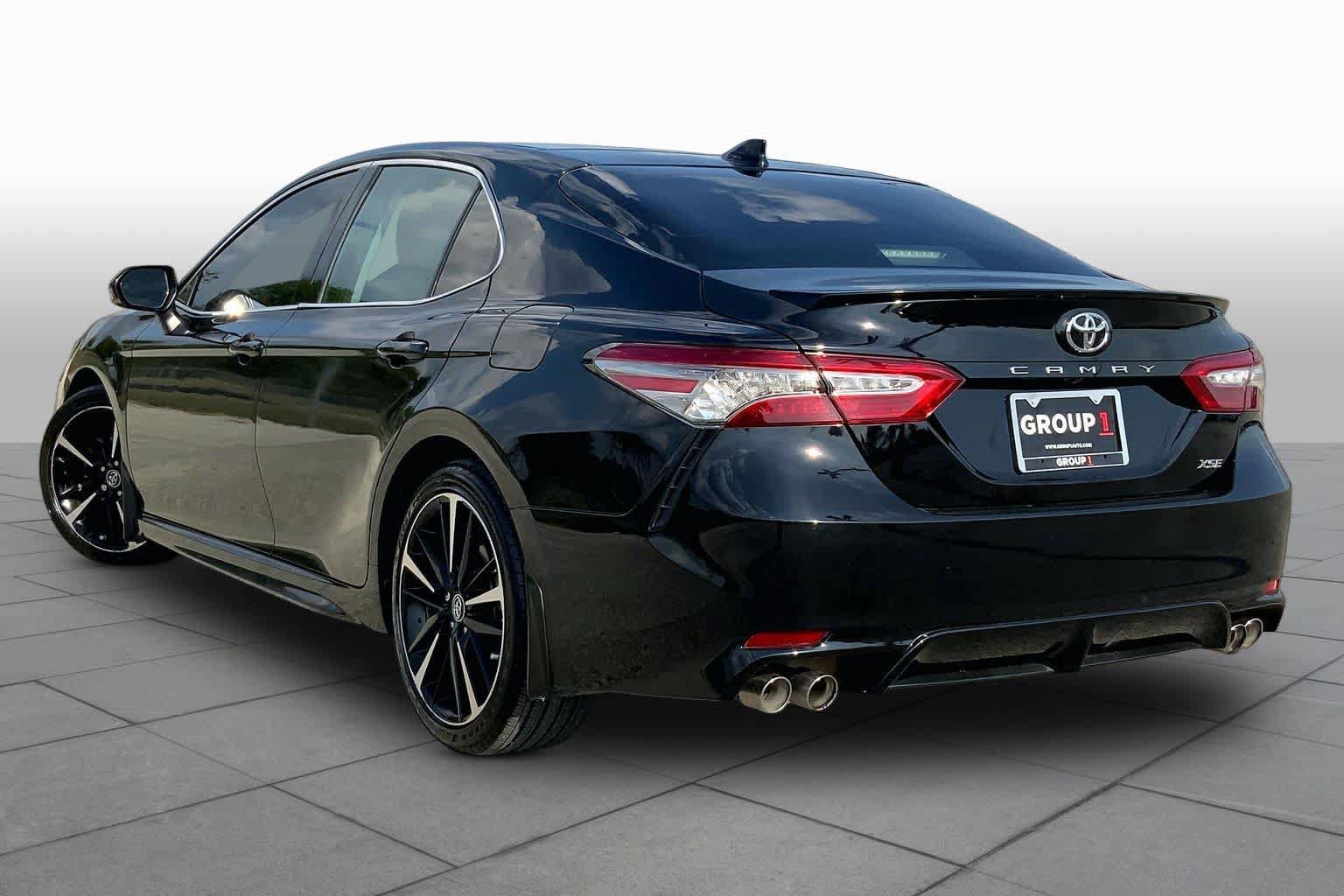 Used 2019 Toyota Camry XSE FWD image 12