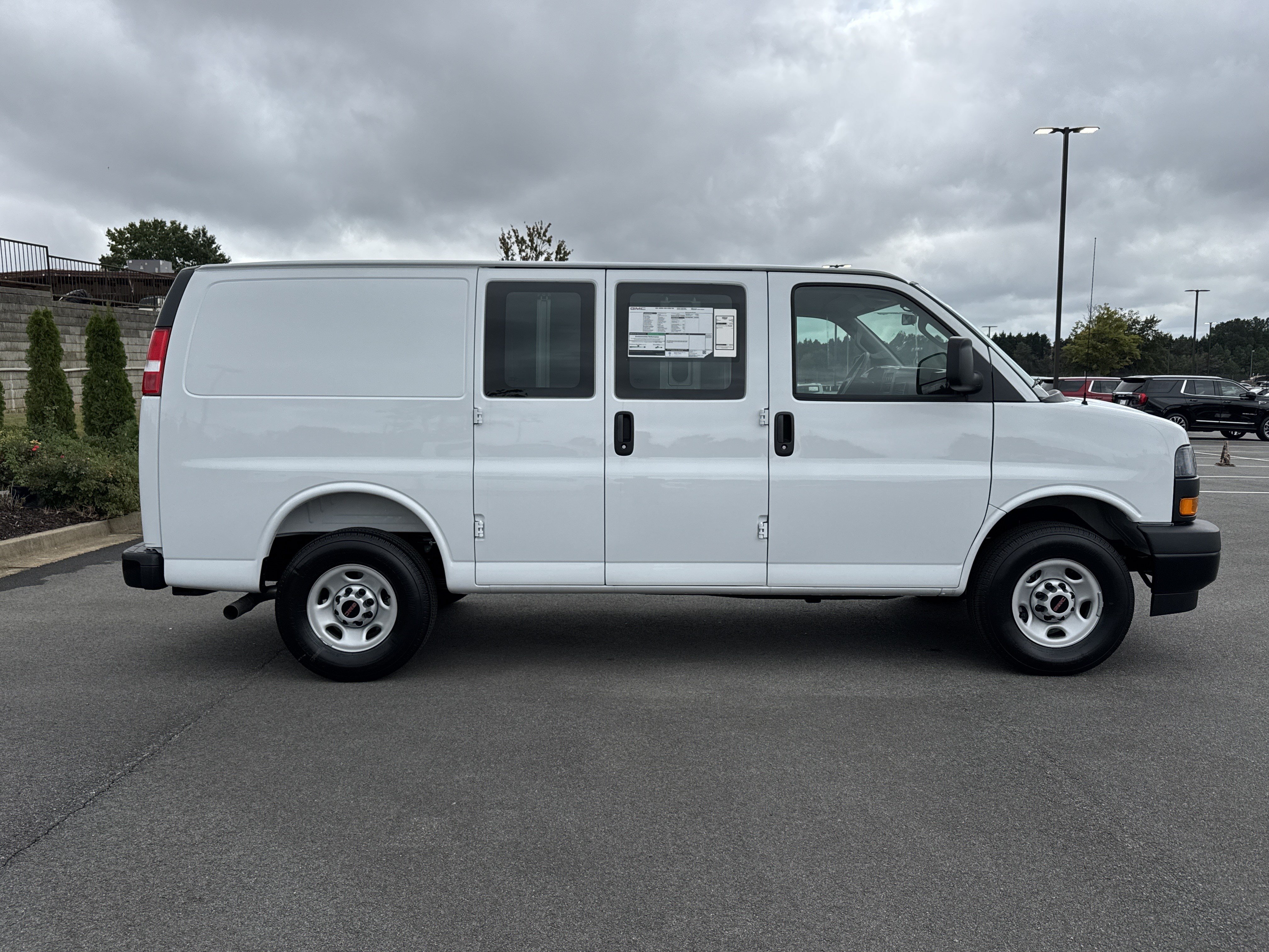 New 2025 GMC Savana 2500 w/ Driver Convenience Package RWD image 11