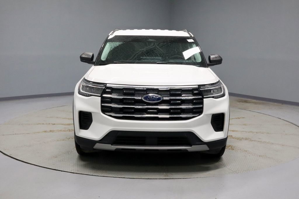 Certified 2025 Ford Explorer Active AWD/4WD image 6