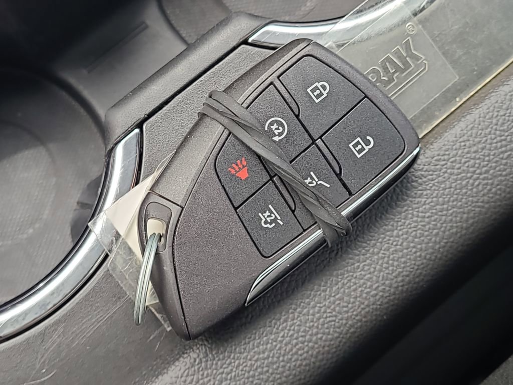 Used 2022 Chevrolet Tahoe High Country image 35