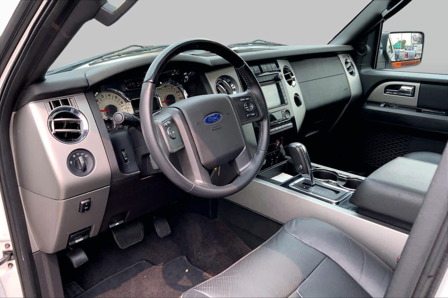 Used 2013 Ford Expedition Limited AWD/4WD image 13