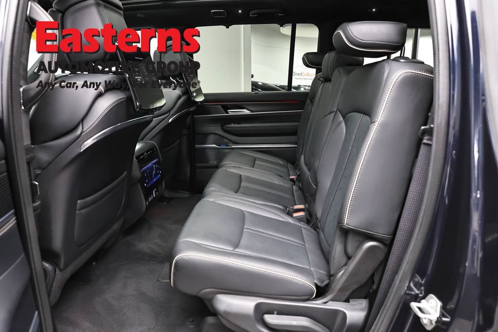 Used 2025 Jeep Grand Wagoneer Series II Obsidian w/ Quick Order Packagew 28T AWD/4WD image 26