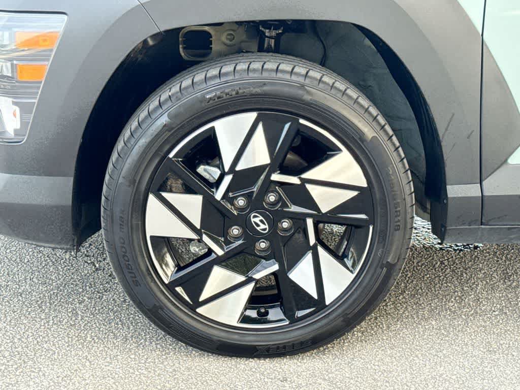 Used 2024 Hyundai Kona SEL AWD/4WD image 10