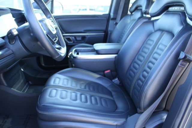 Used 2024 Rivian R1S Adventure AWD/4WD image 42