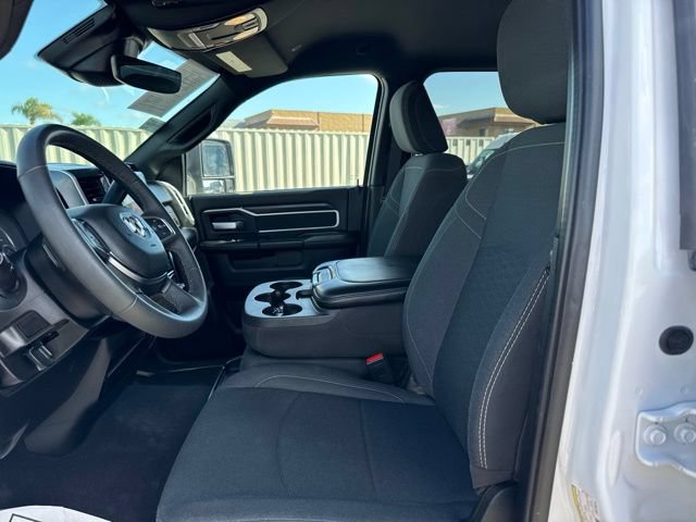 Used 2025 RAM 2500 Big Horn AWD/4WD image 40