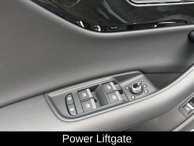 Used 2025 Audi Q7 2.0T Premium w/ Convenience Plus Package image 15