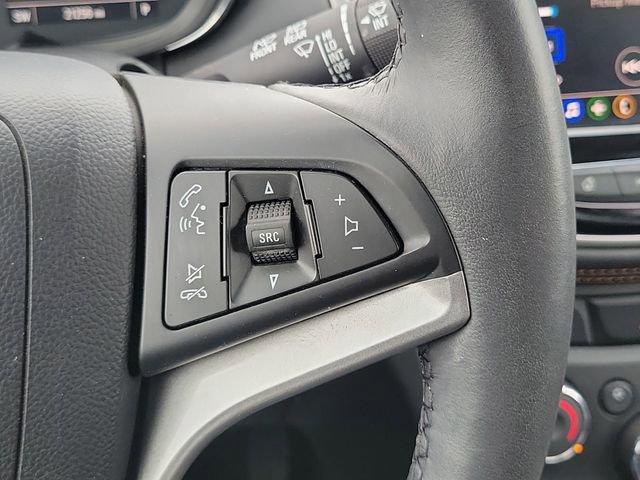 Certified 2022 Chevrolet Trax LT w/ LT Convenience Package image 11