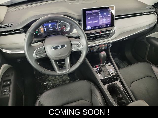 Used 2022 Jeep Compass Limited image 32