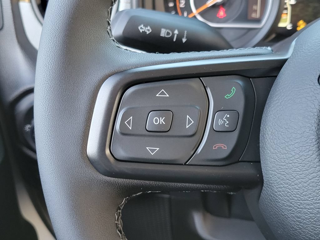 New 2026 Jeep Gladiator Sport AWD/4WD image 5