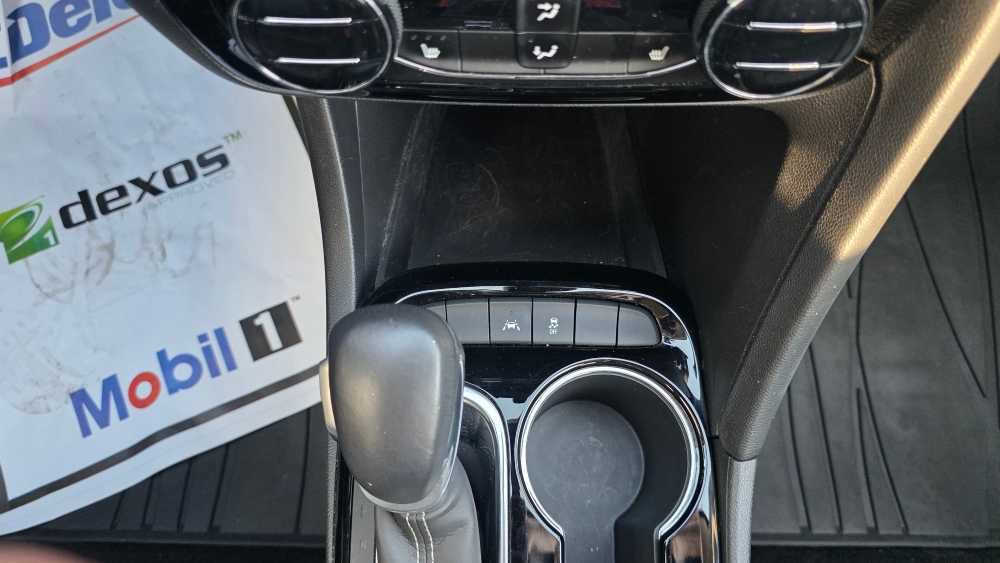 Used 2023 Buick Encore GX Essence w/ Experience Buick Package image 16