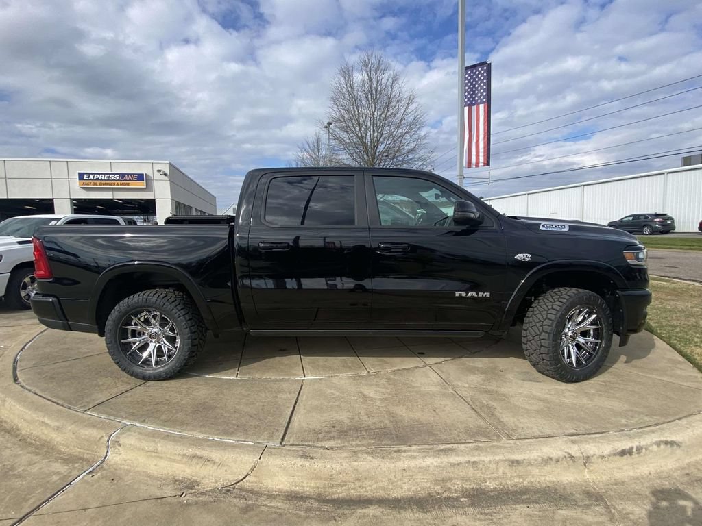 New 2026 RAM 1500 Laramie w/ Laramie Preferred Package AWD/4WD image 37