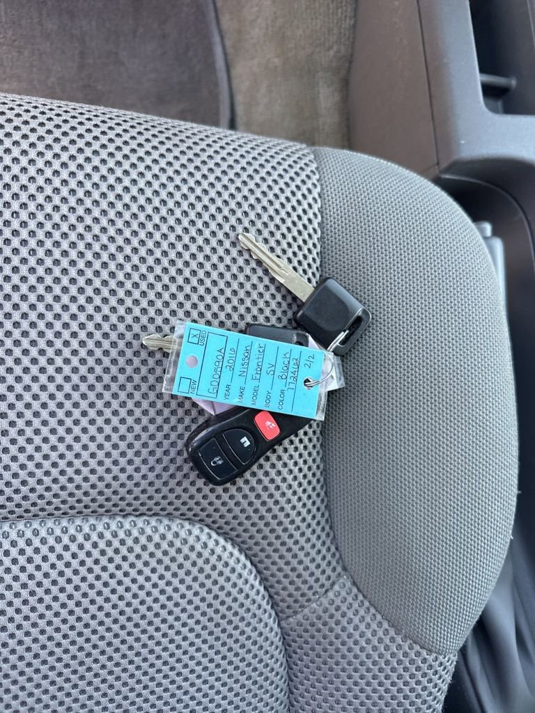 Used 2016 Nissan Frontier SV w/ SV Value Truck Package AWD/4WD image 29