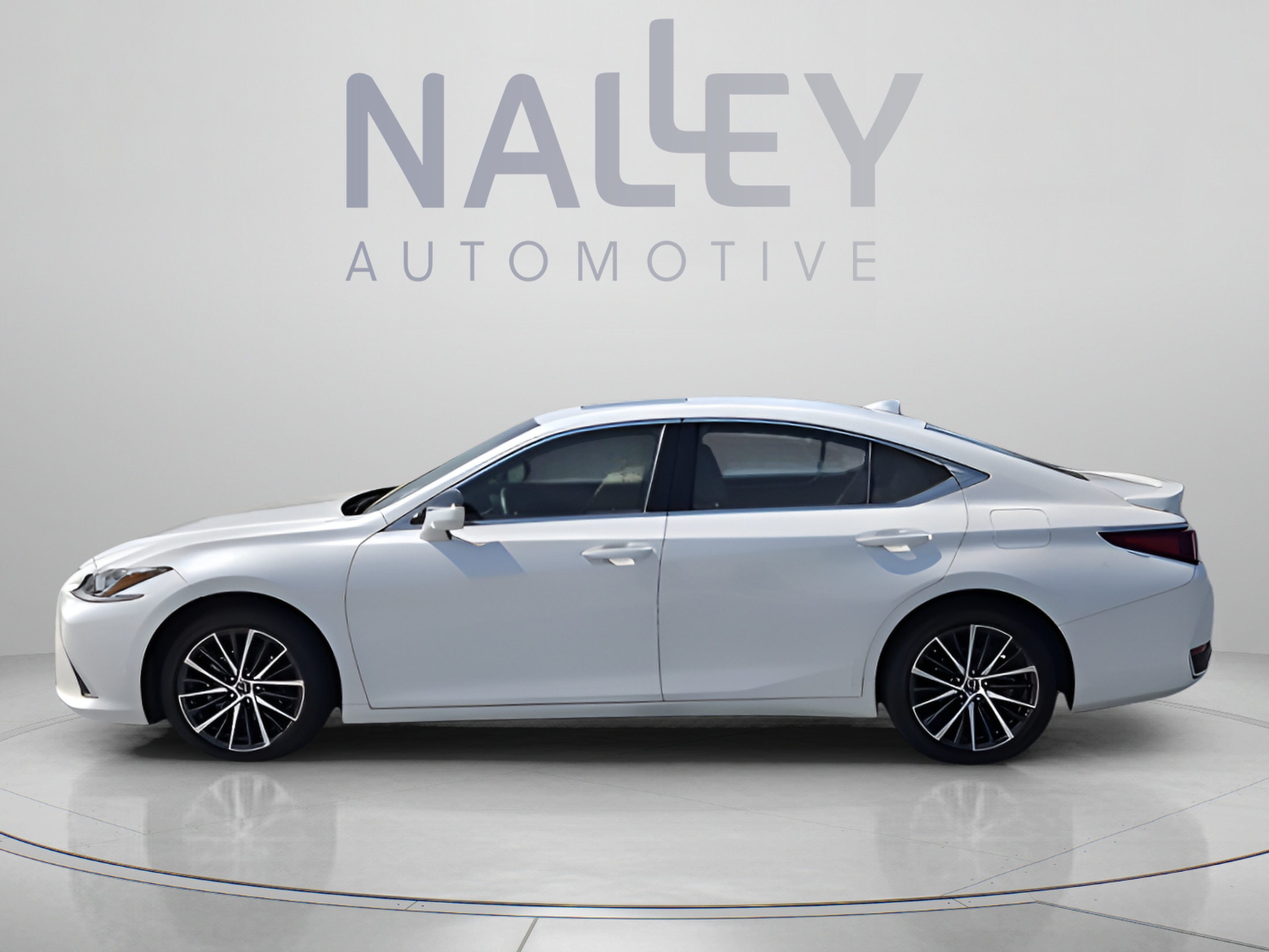 Used 2023 Lexus ES 300h w/ Premium Package FWD image 2