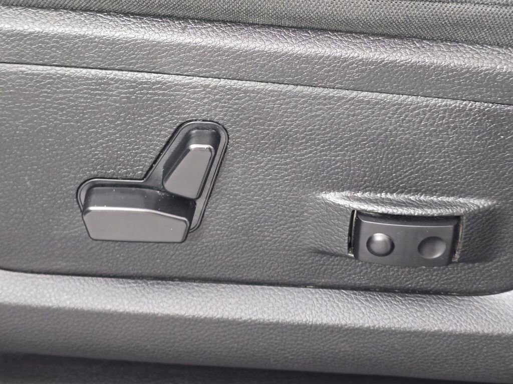 Used 2024 RAM 2500 Big Horn image 23