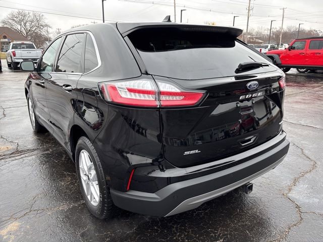 Used 2023 Ford Edge SEL w/ Convenience Package image 3