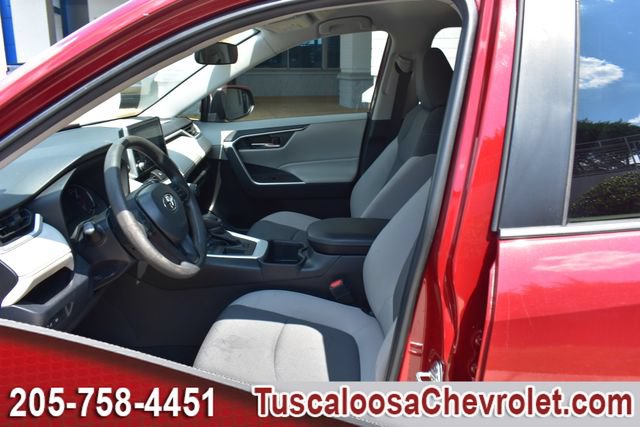 Used 2023 Toyota RAV4 XLE FWD image 19