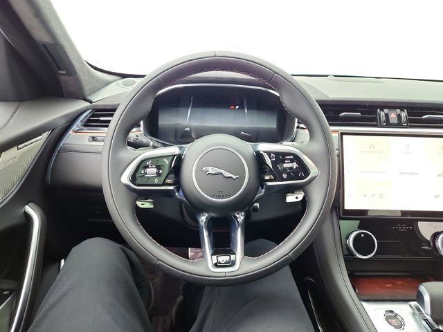 New 2026 Jaguar F-PACE SVR image 24