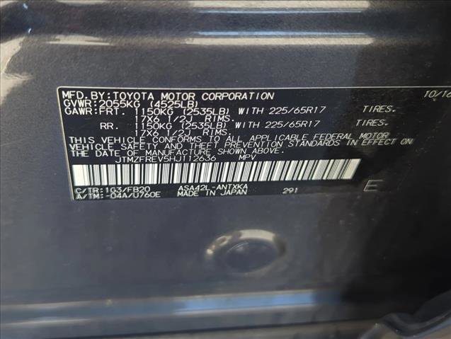 Used 2017 Toyota RAV4 LE FWD image 25