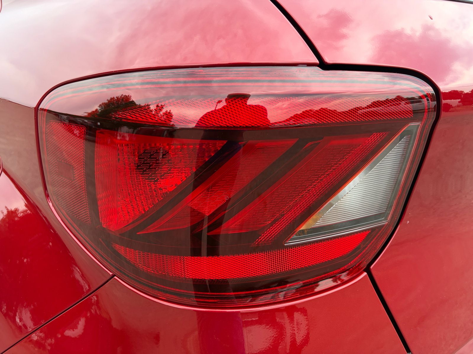 Used 2025 Hyundai Venue SEL FWD image 28