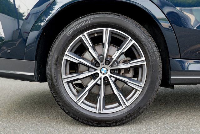 Used 2024 BMW X6 xDrive40i w/ Premium Package image 13