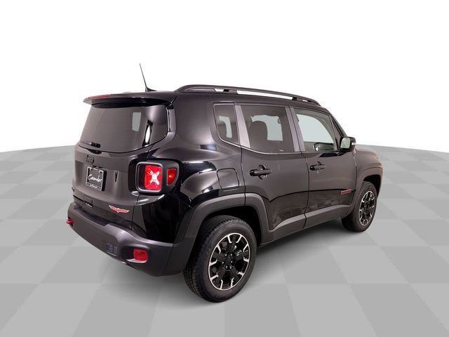 Used 2023 Jeep Renegade Trailhawk AWD/4WD image 8